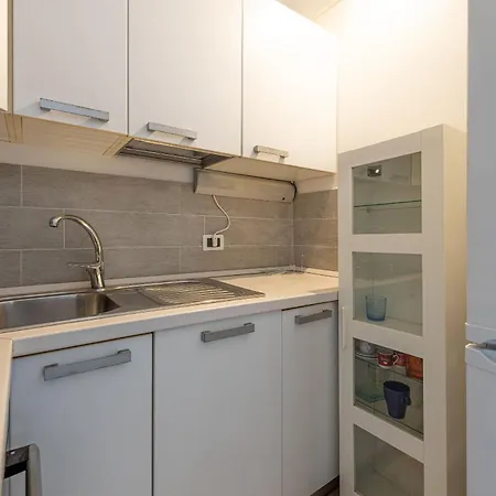 Il Giglio D'argento Apartment *